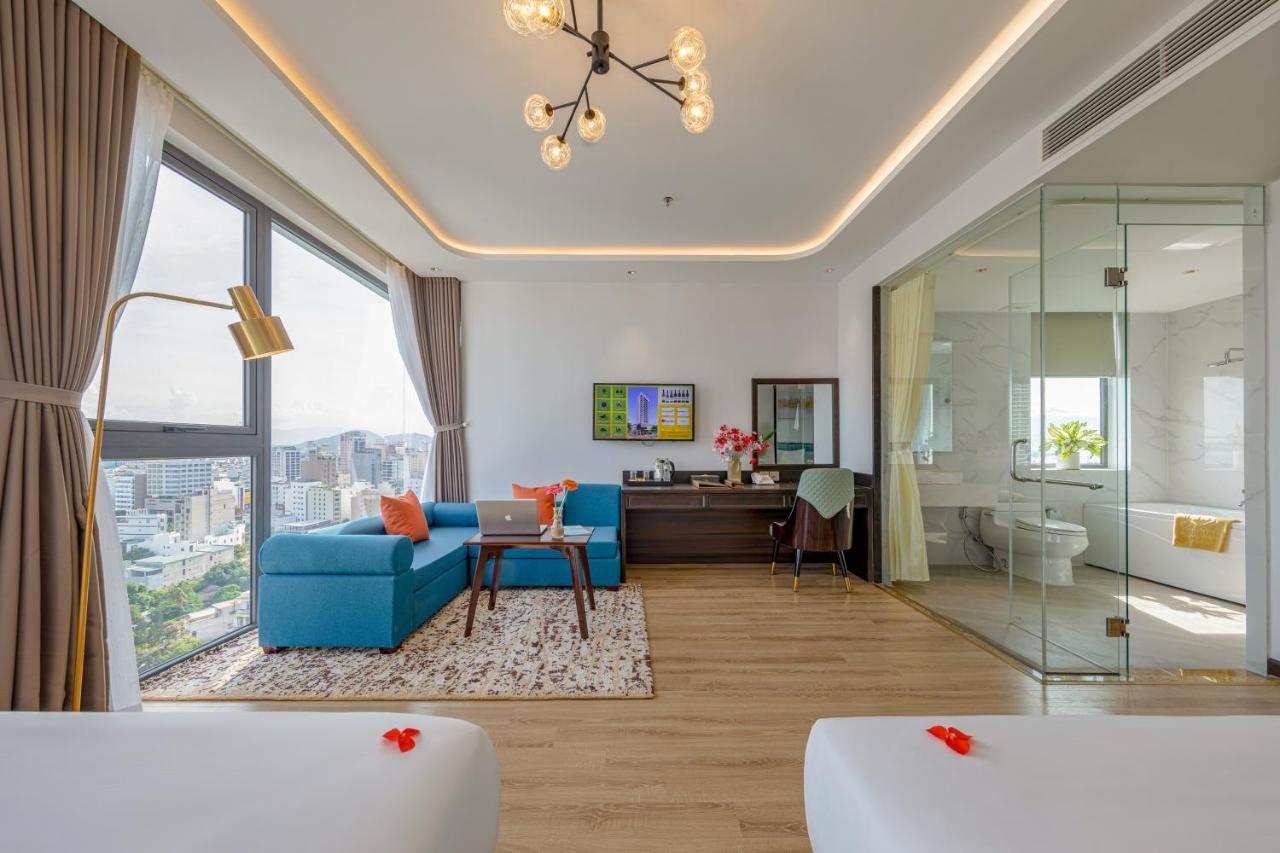 Cordial Grand Hotel Da Nang Beach Extérieur photo