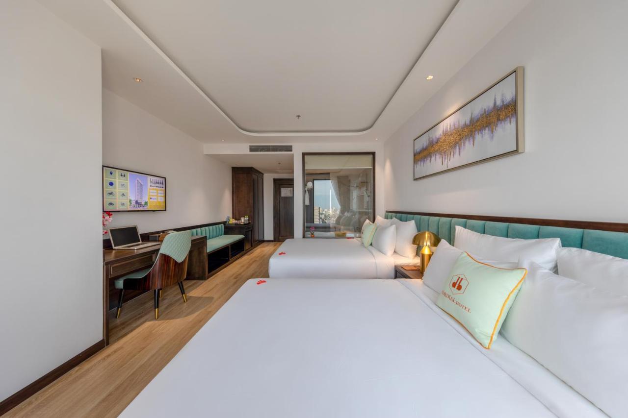 Cordial Grand Hotel Da Nang Beach Extérieur photo