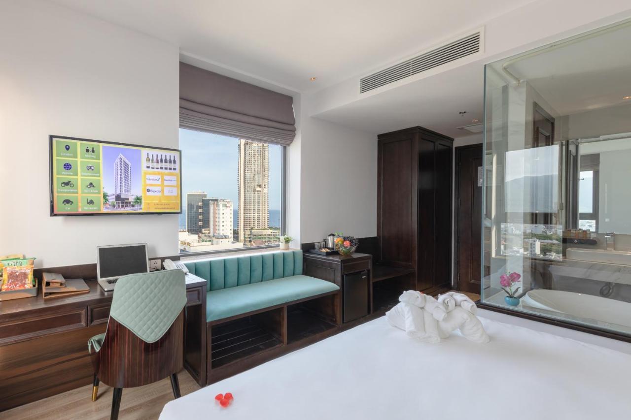 Cordial Grand Hotel Da Nang Beach Extérieur photo