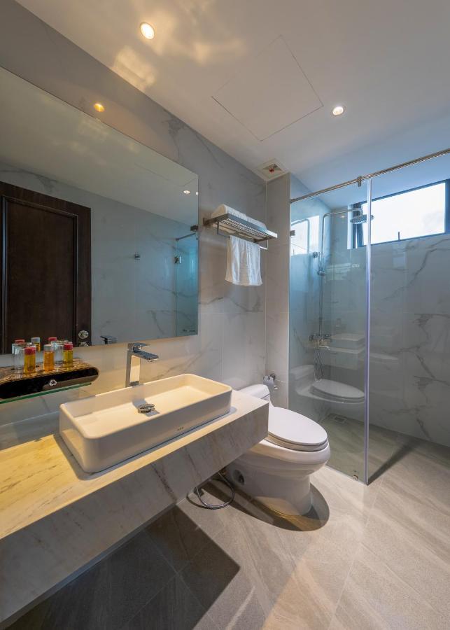Cordial Grand Hotel Da Nang Beach Extérieur photo