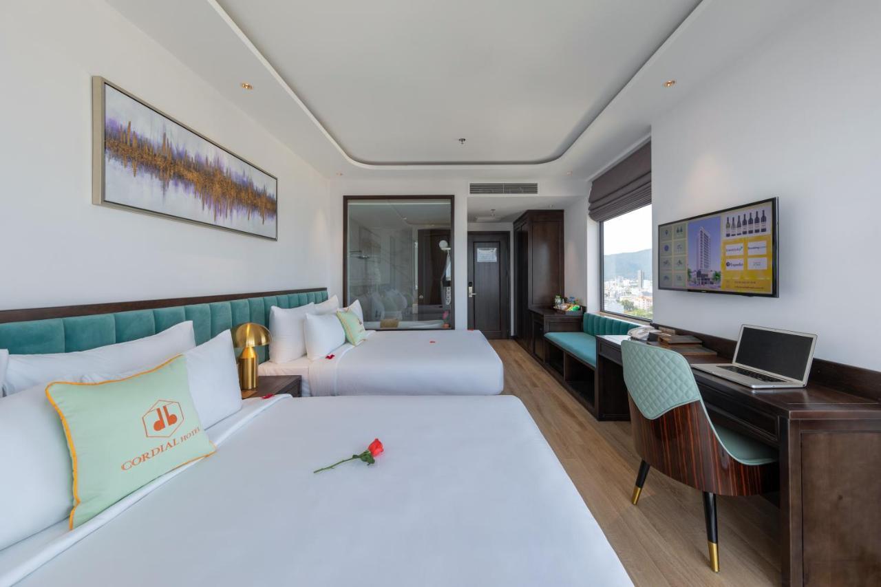 Cordial Grand Hotel Da Nang Beach Extérieur photo