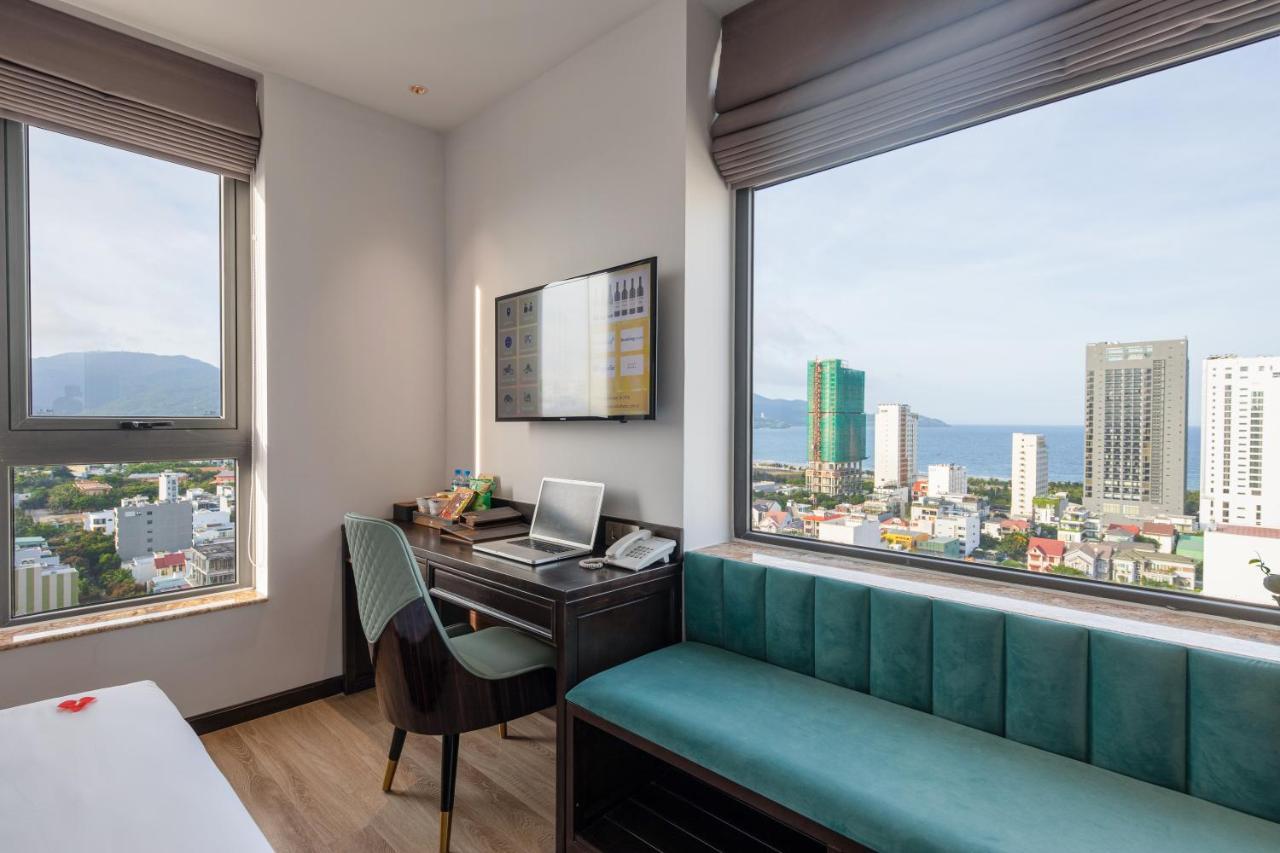 Cordial Grand Hotel Da Nang Beach Extérieur photo