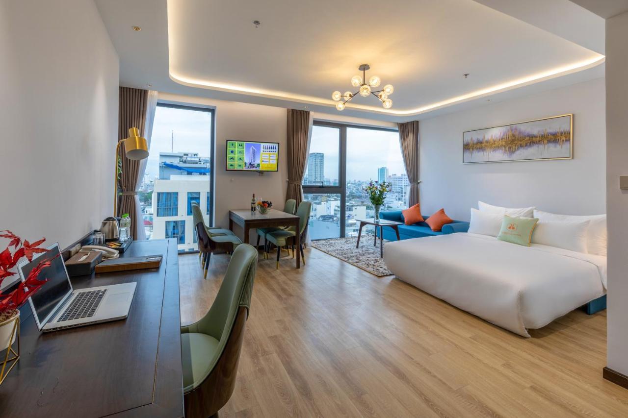 Cordial Grand Hotel Da Nang Beach Extérieur photo