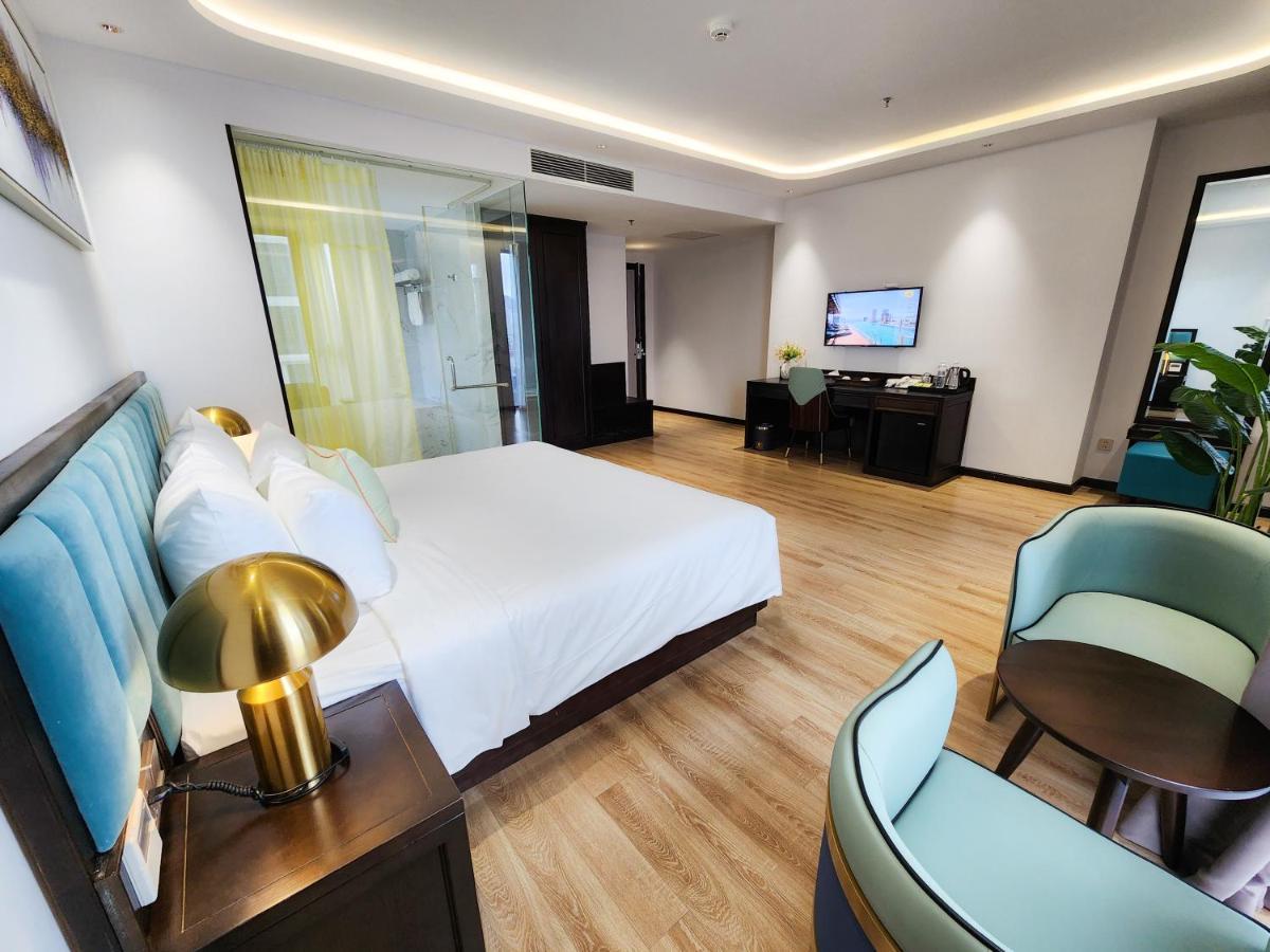 Cordial Grand Hotel Da Nang Beach Extérieur photo