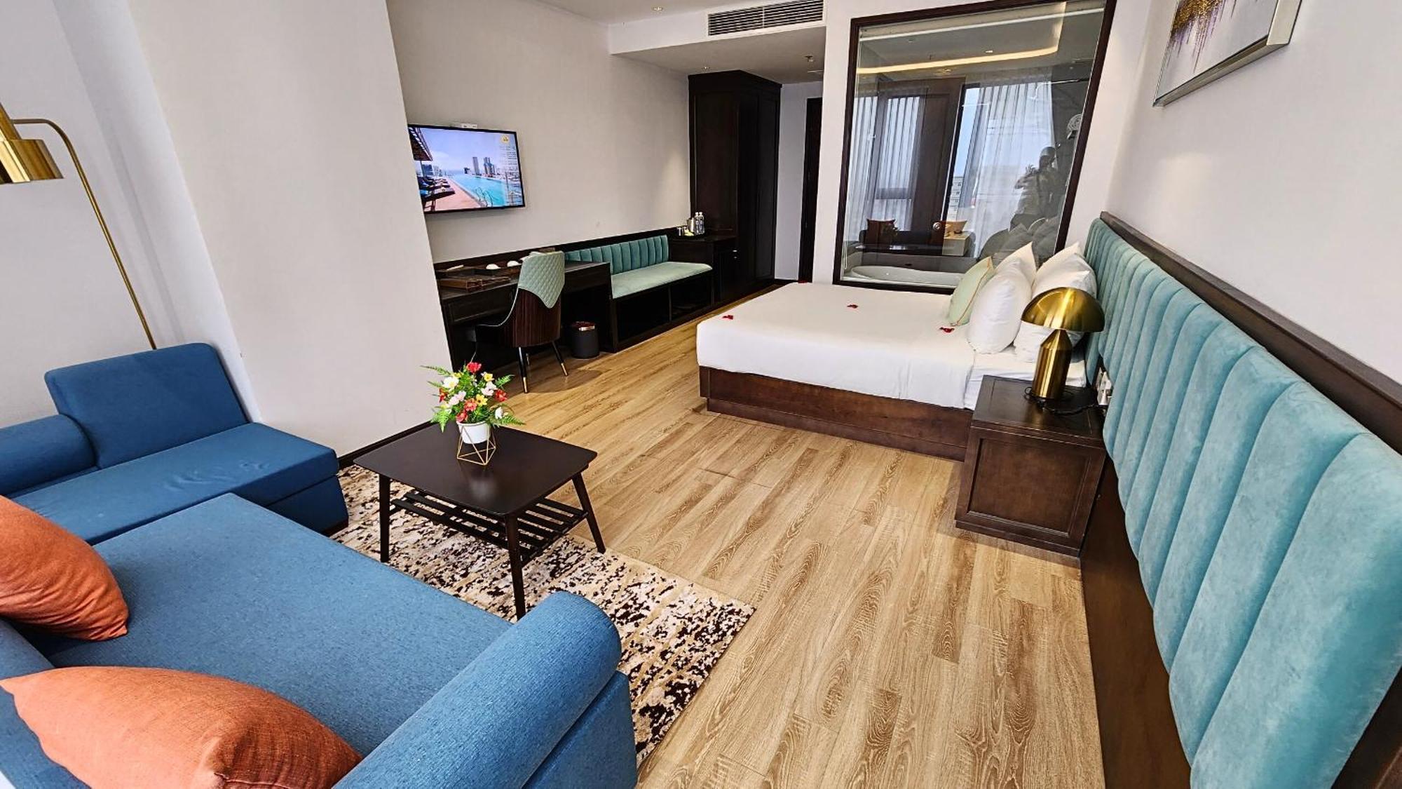 Cordial Grand Hotel Da Nang Beach Extérieur photo